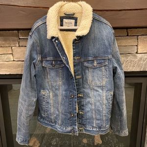 GOODFELLOW AND CO Sherpa Jean jacket